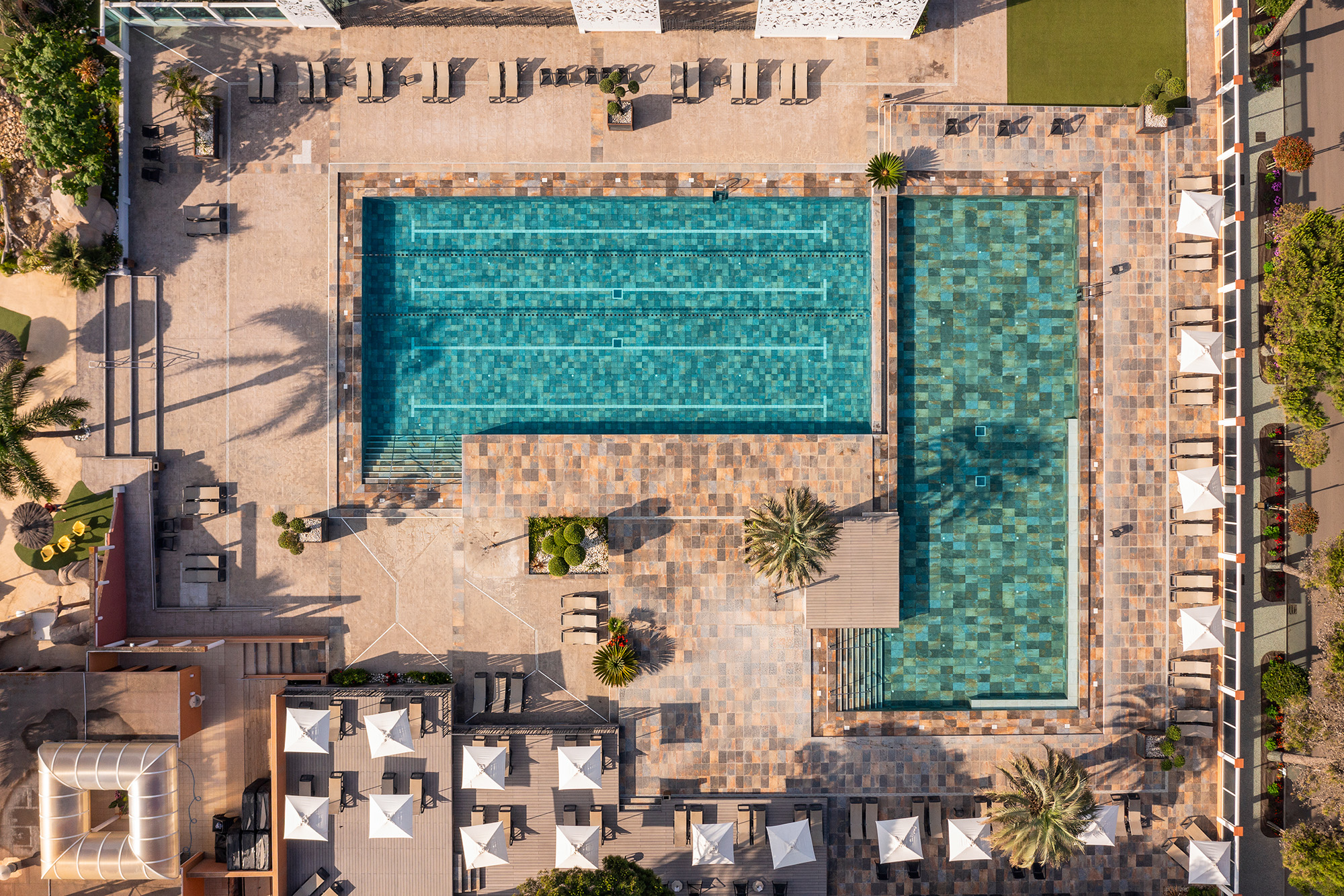 Le Brasilia campsite, l\'Archipel water park, swimming pools, aerial view